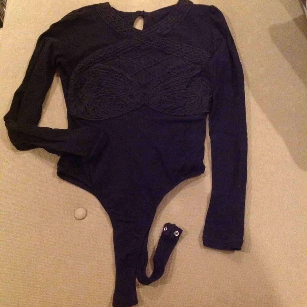 New body suit (never worn)